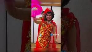 海外华人大妈的春晚表演，看过的人眼和胃都受损…..