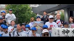 六四，纽约华人集会游行。陈破空发表演讲：年轻一代在觉醒！火种不灭，理想将继续燃烧。纽约中国城法拉盛