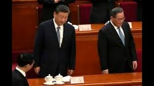 美联社说穿：他退居二线！习近平吓坏了，在新疆险些遇刺？玄机，传外国大使拜会胡海峰。美国防部长突然召回全球美军将领，800人紧急返美开会